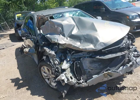 2018 Chevrolet Impala 1Lt from USA, damaged, VIN 2G1105SAXJ9137616